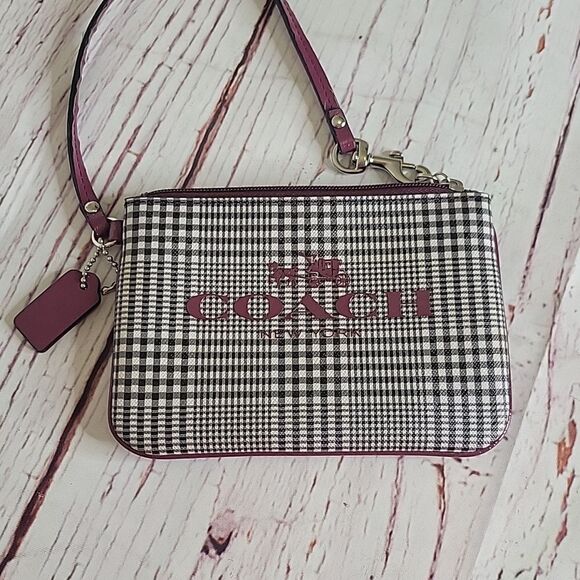 COACH Small Wristlet - Picture 6 of 6